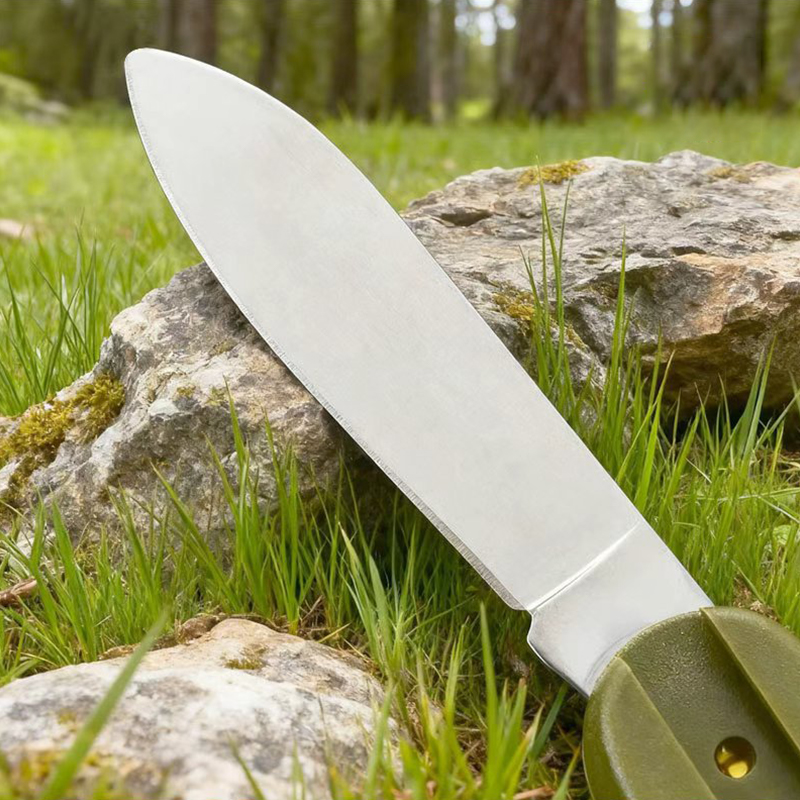 Новый набор столовых приборов  – обзор и цена Camping Cooking And Cutlery Set